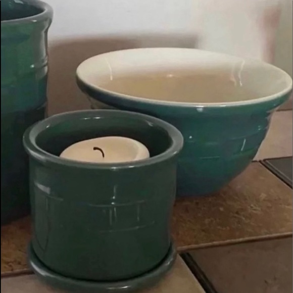 Classic Longaberger Pottery Bowl - Picture 5 of 5